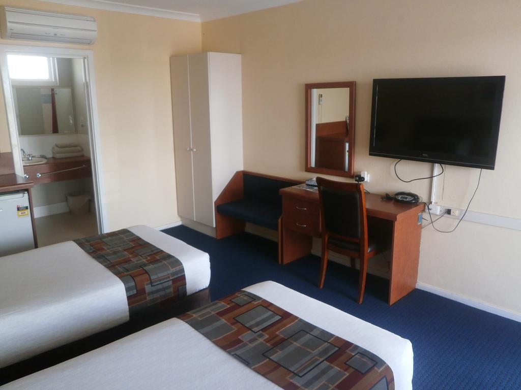 Ibis Styles Albany Hotel Exterior photo