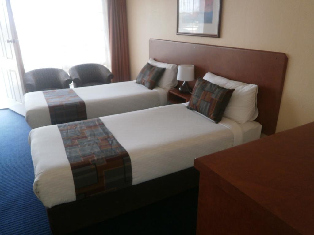 Ibis Styles Albany Hotel Exterior photo