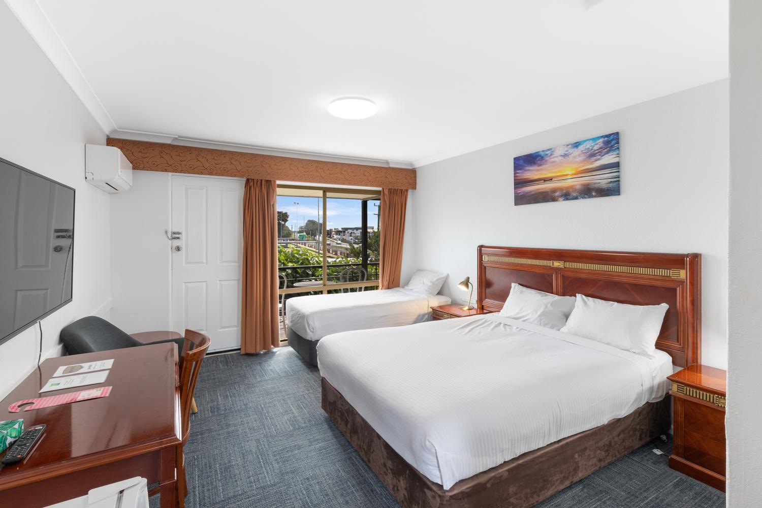 Ibis Styles Albany Hotel Exterior photo